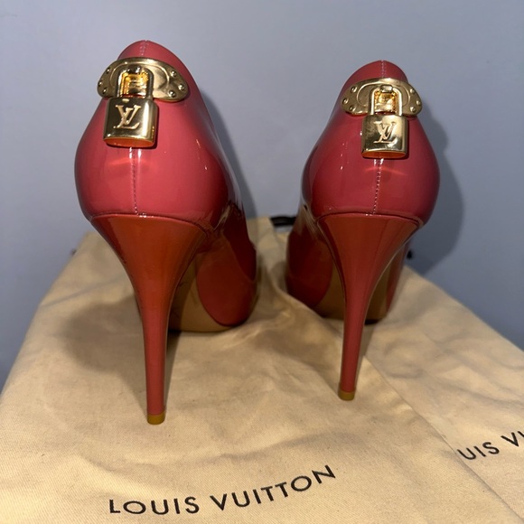 Authentic Louis Vuitton Oh Really Pumps - Picture 11 of 16